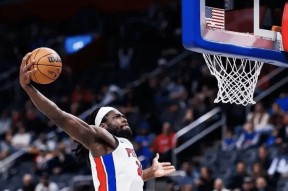 星空体育网站入口-冲刺阶段斯图加特备战NBA常规赛，外线爆发细节曝光，媒体盛赞，更衣室氛围转暖的简单介绍